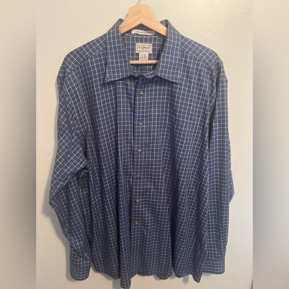 L.L. Bean Men's Navy Plaid Button Down Shirt Wrinkle Resistant 100% Cotton XL - Picture 3 of 15